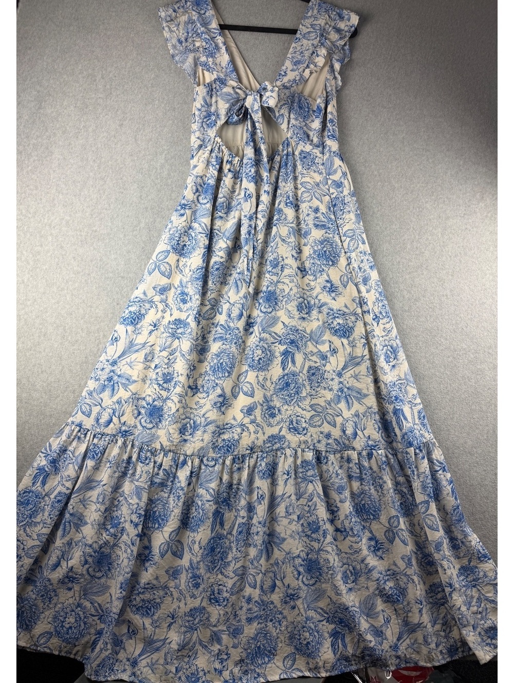 Baltic Born Hampton Maxi Dress L Blue Ivory Floral Tie Back Ruffle Sleeve - Picture 6 of 11